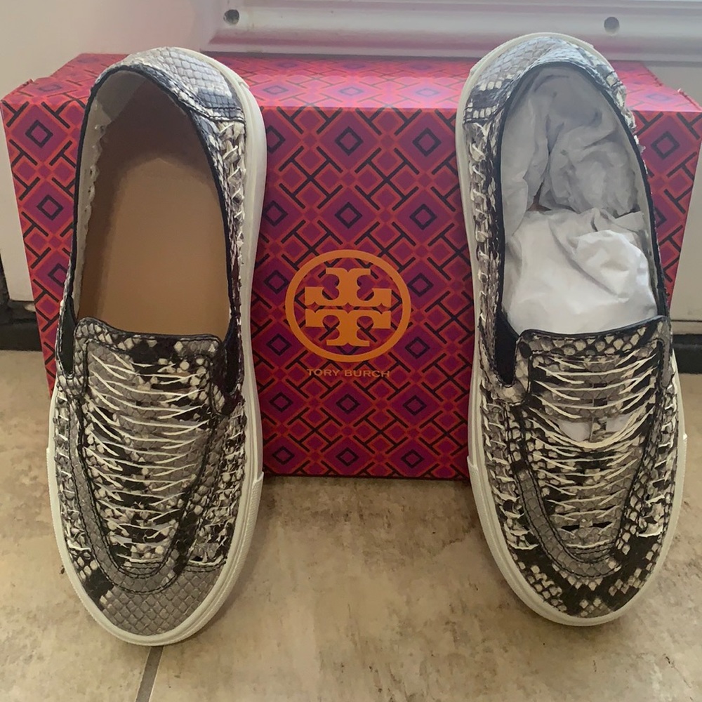 NEW Tory Burch Huarache Sneaker, 6